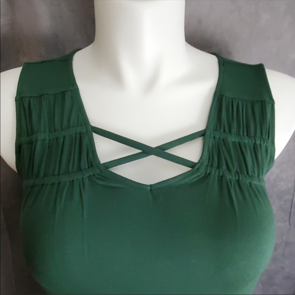 NWT Military Green Sleeveless Top - Picture 4 of 5
